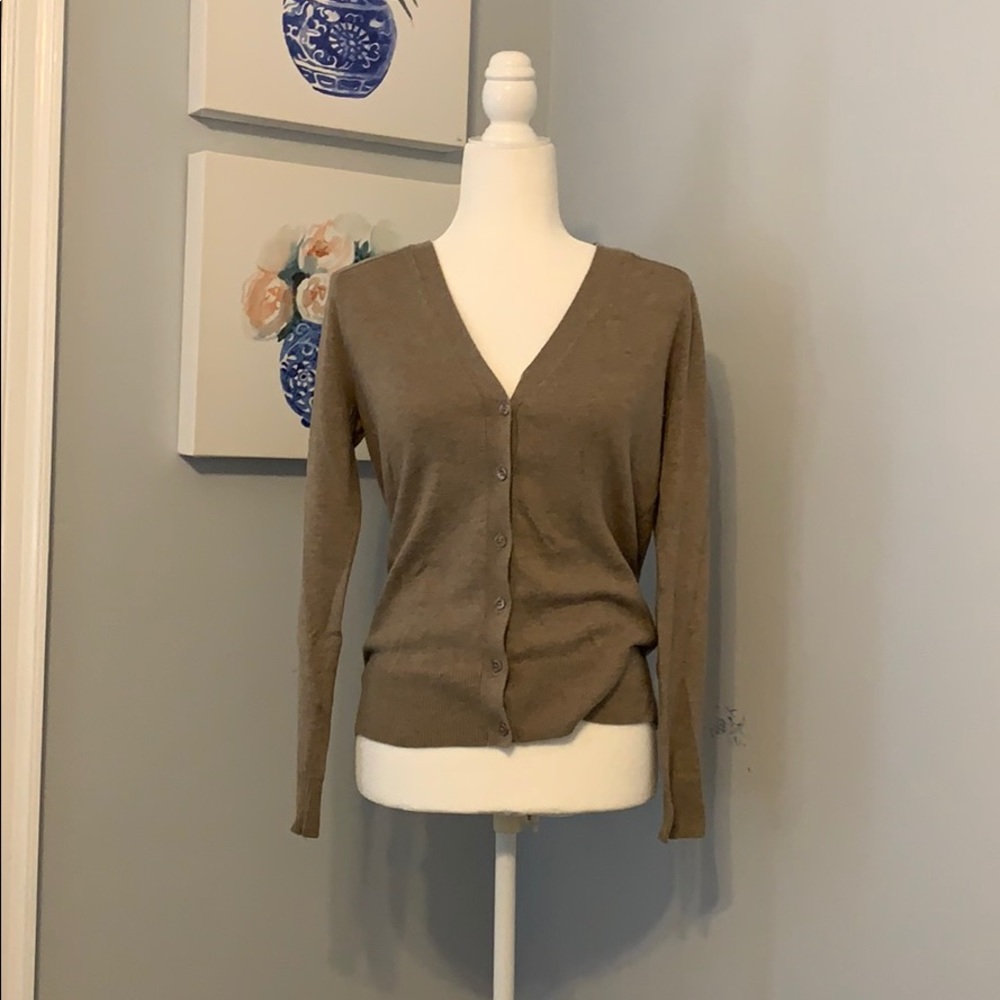 Light brown GAP cardigan sz S